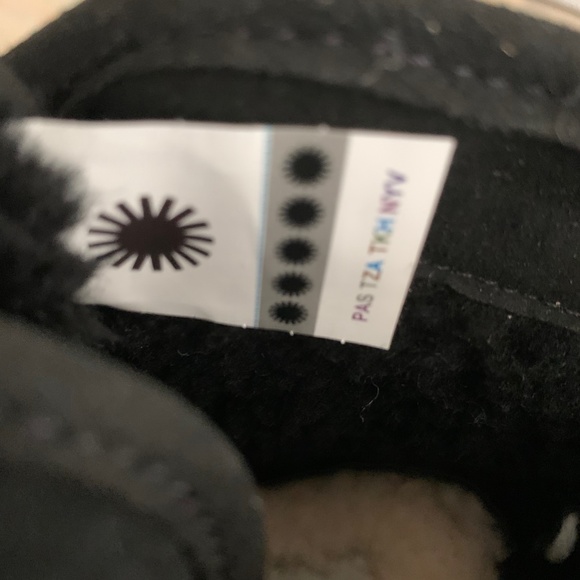 - UGG GREDA BLACK WATERPROOF DUCK BOOTS new - Picture 8 of 8